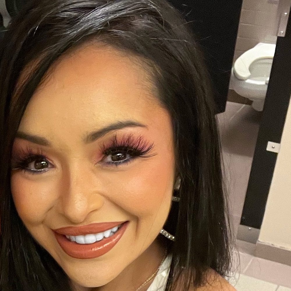 Meet your Posher, Kari